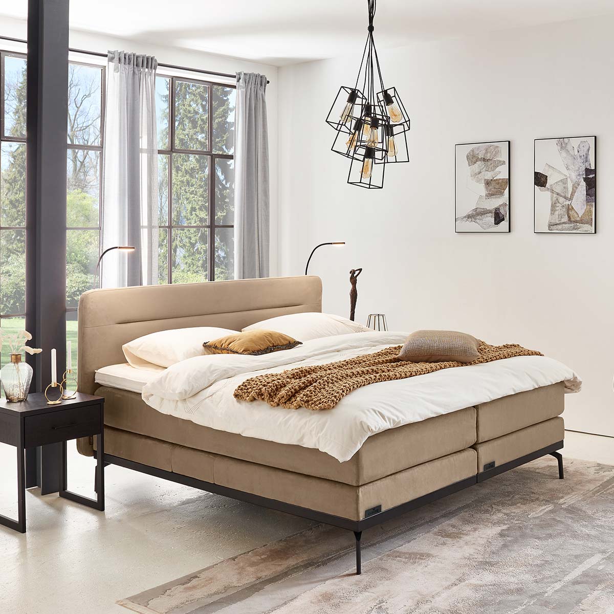 Caresse 3350 boxspring in slaapkamer
