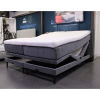 Boxspring gouda eletrisch in showroom