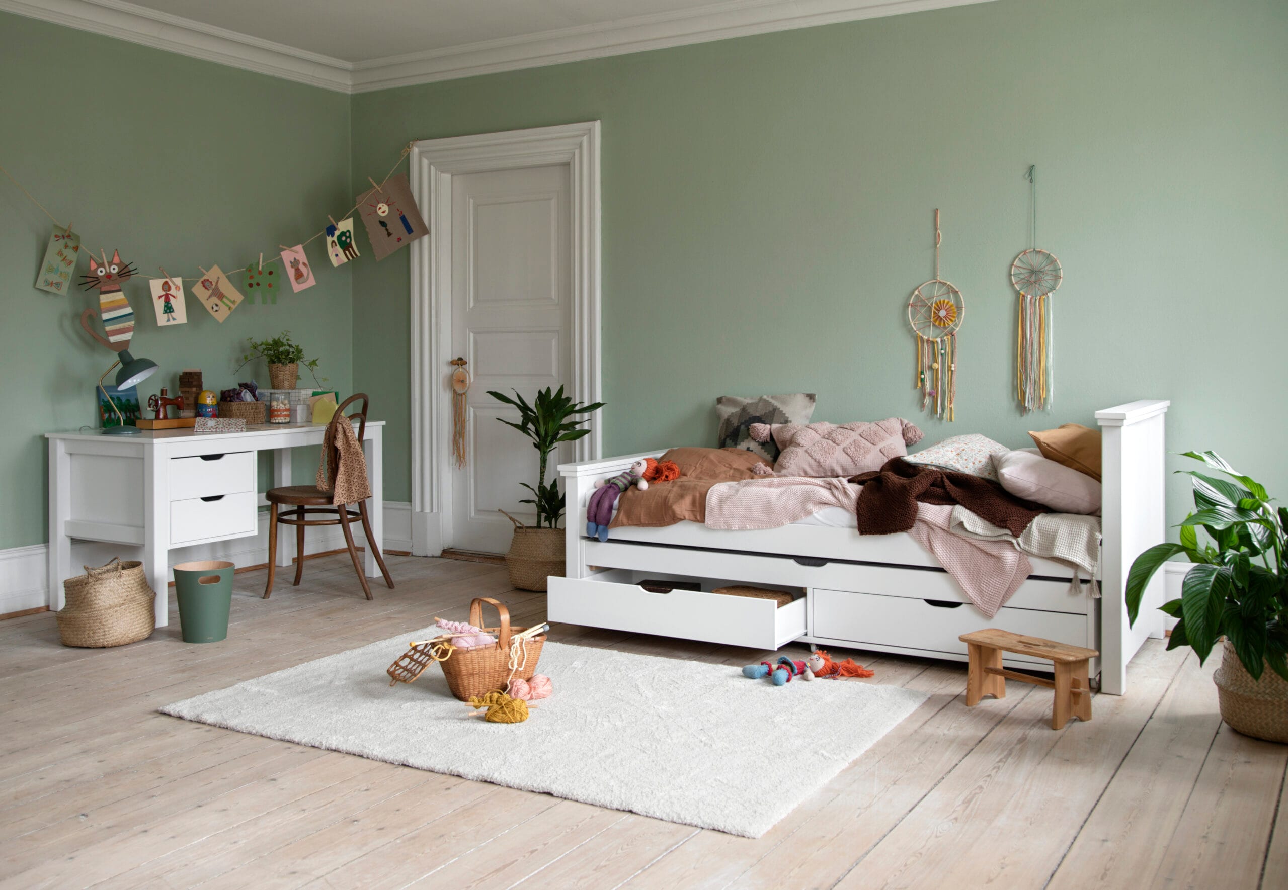 MAJA‐A1_DELUXE‐A3‐1_36‐4266‐82‐09D_milieu