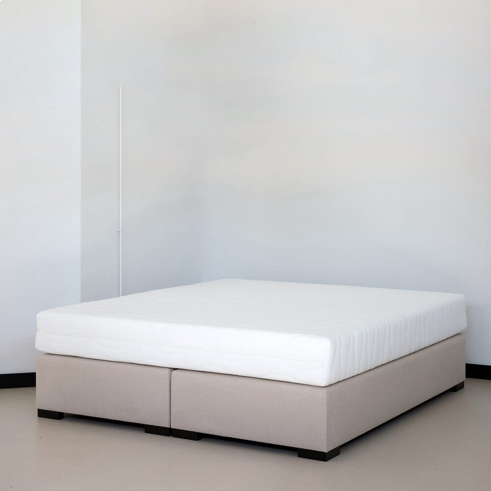 HBeds 5⭐ hotel collectie met wit 2-persoons matras